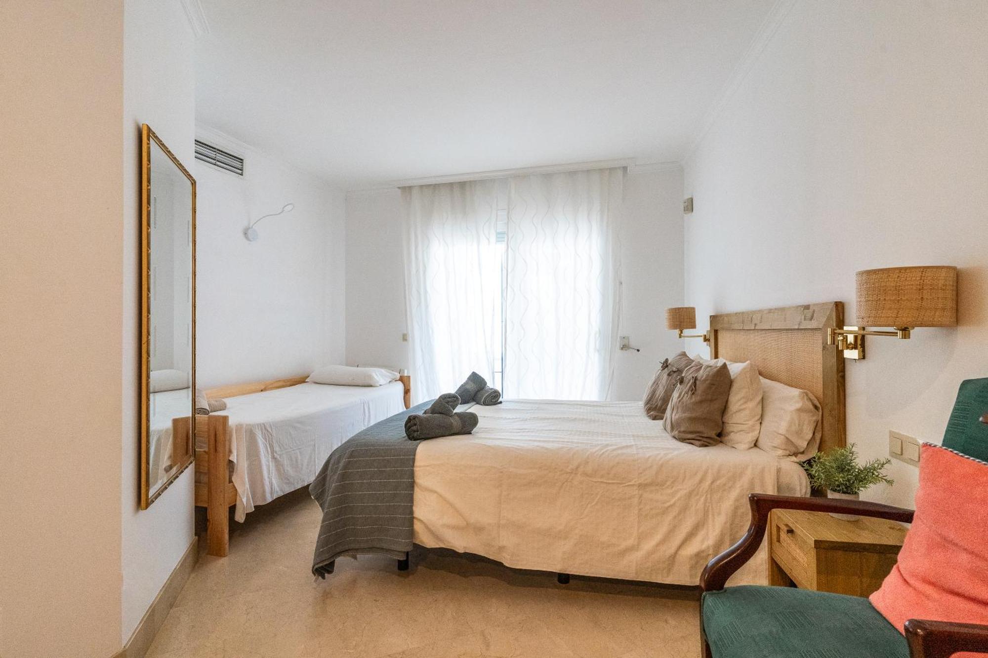 White Pearl Beach Elviria 马尔韦利亚 外观 照片