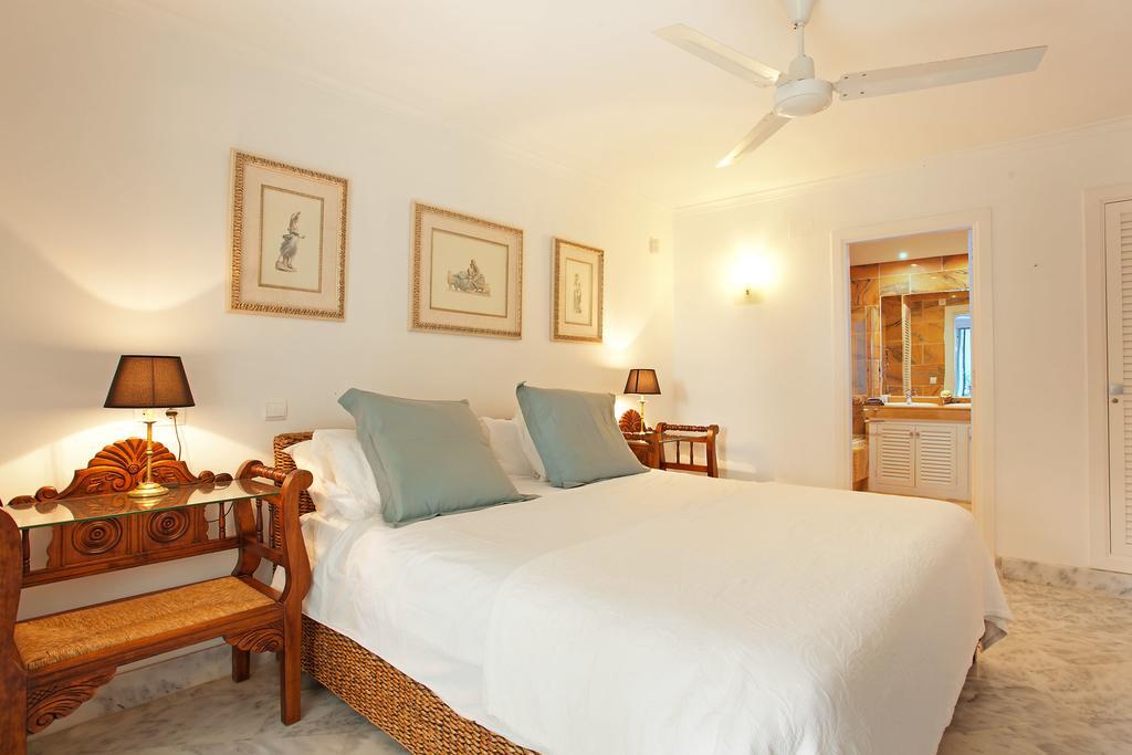 White Pearl Beach Elviria 马尔韦利亚 外观 照片